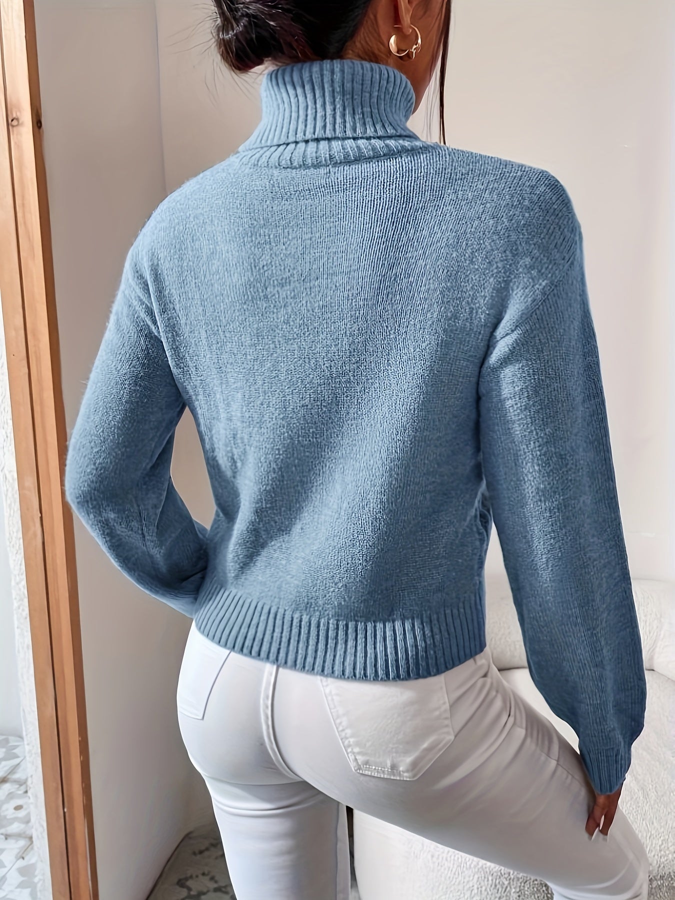 VORINACable Knit TurtleneckSweater