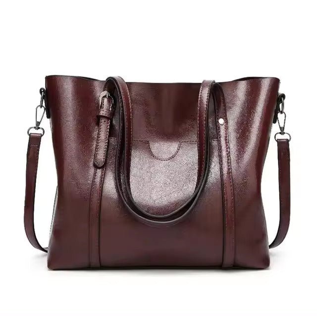 VORINAStructured Leather Shoulder BagLeather bag